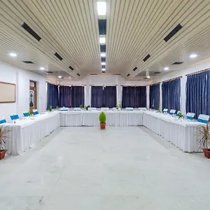 Udaipur hotels &amp; apartments, all accommodations in Udaipur