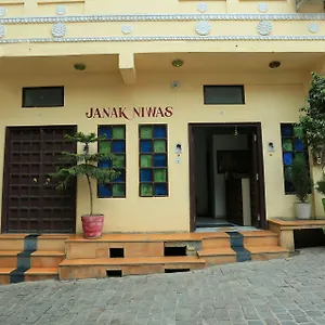 Udaipur hotels &amp; apartments, all accommodations in Udaipur
