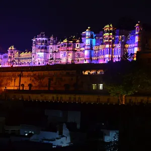 Udaipur hotels &amp; apartments, all accommodations in Udaipur