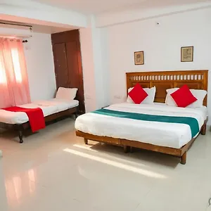 Udaipur hotels &amp; apartments, all accommodations in Udaipur