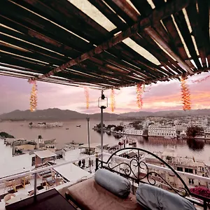 Udaipur hotels &amp; apartments, all accommodations in Udaipur