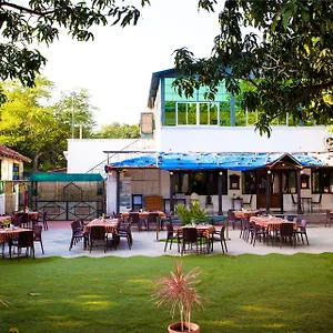 Udaipur hotels &amp; apartments, all accommodations in Udaipur